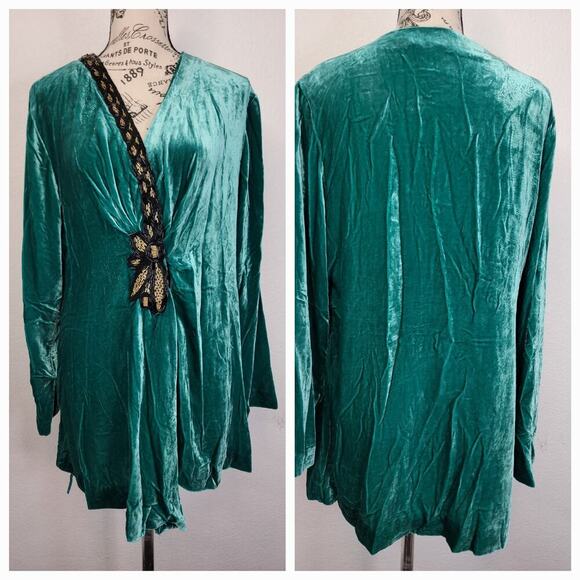 Soft Surroundings Tunic Top SZ S Green Velvet Embellished Boho Whimsycal Fairy - Picture 1 of 8
